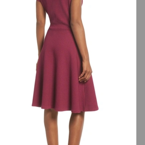 NWT Leota Circle Honeycomb Jacquard Raspberry Radiance Dress Small - Picture 9 of 11